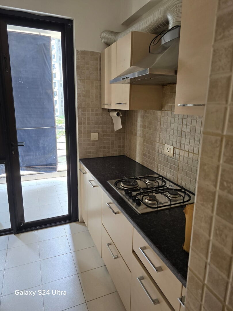 3 Beds and 3 Baths for Rent in Gurgaon.