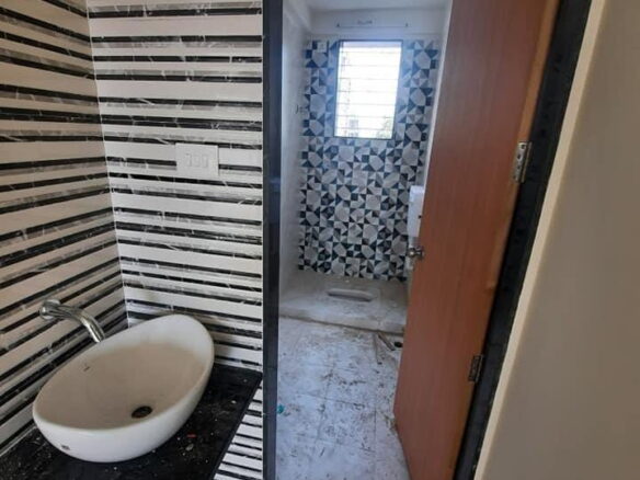 2 Beds and 2 Baths For Sale In Nashik.