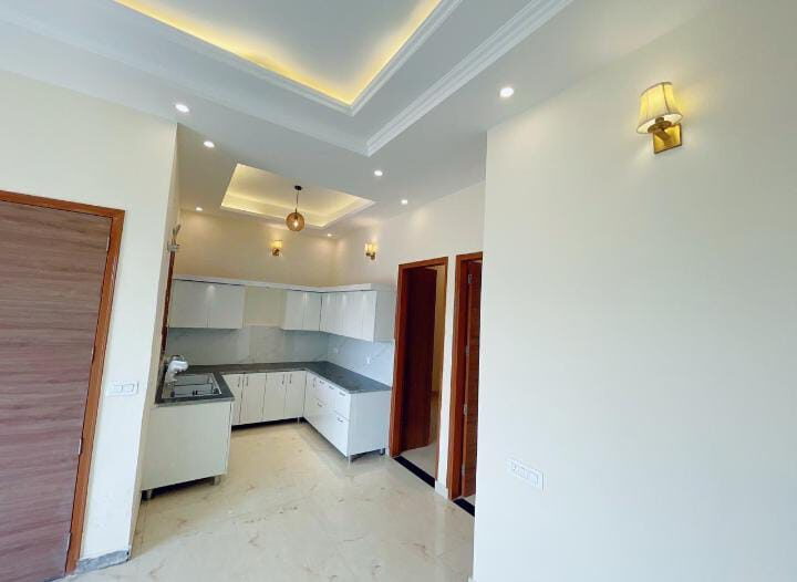 3 Beds and 3 Baths For Sale In Mohali.
