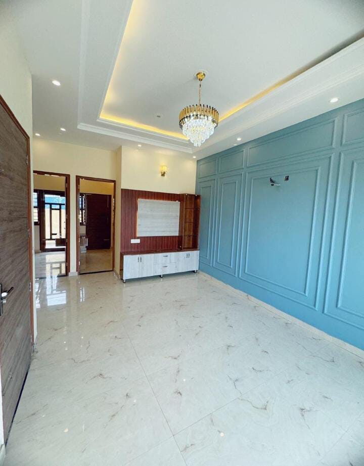 IMG-20250209-WA0031 3 Beds and 3 Baths For Sale In Mohali.