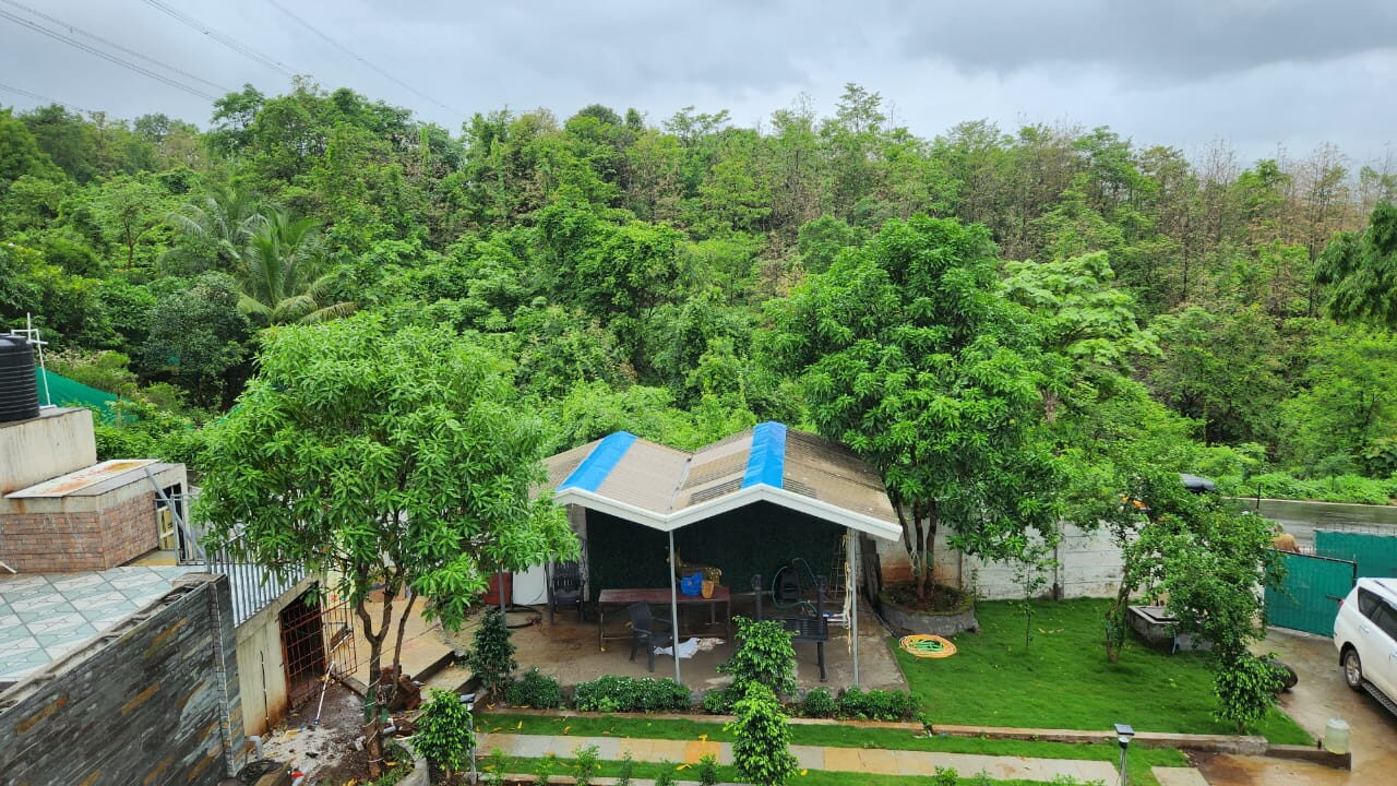 2 Beds and 2 Baths For Sale In Thane.