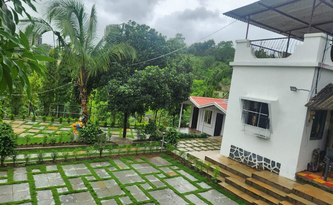 2 Beds and 2 Baths For Sale In Thane.