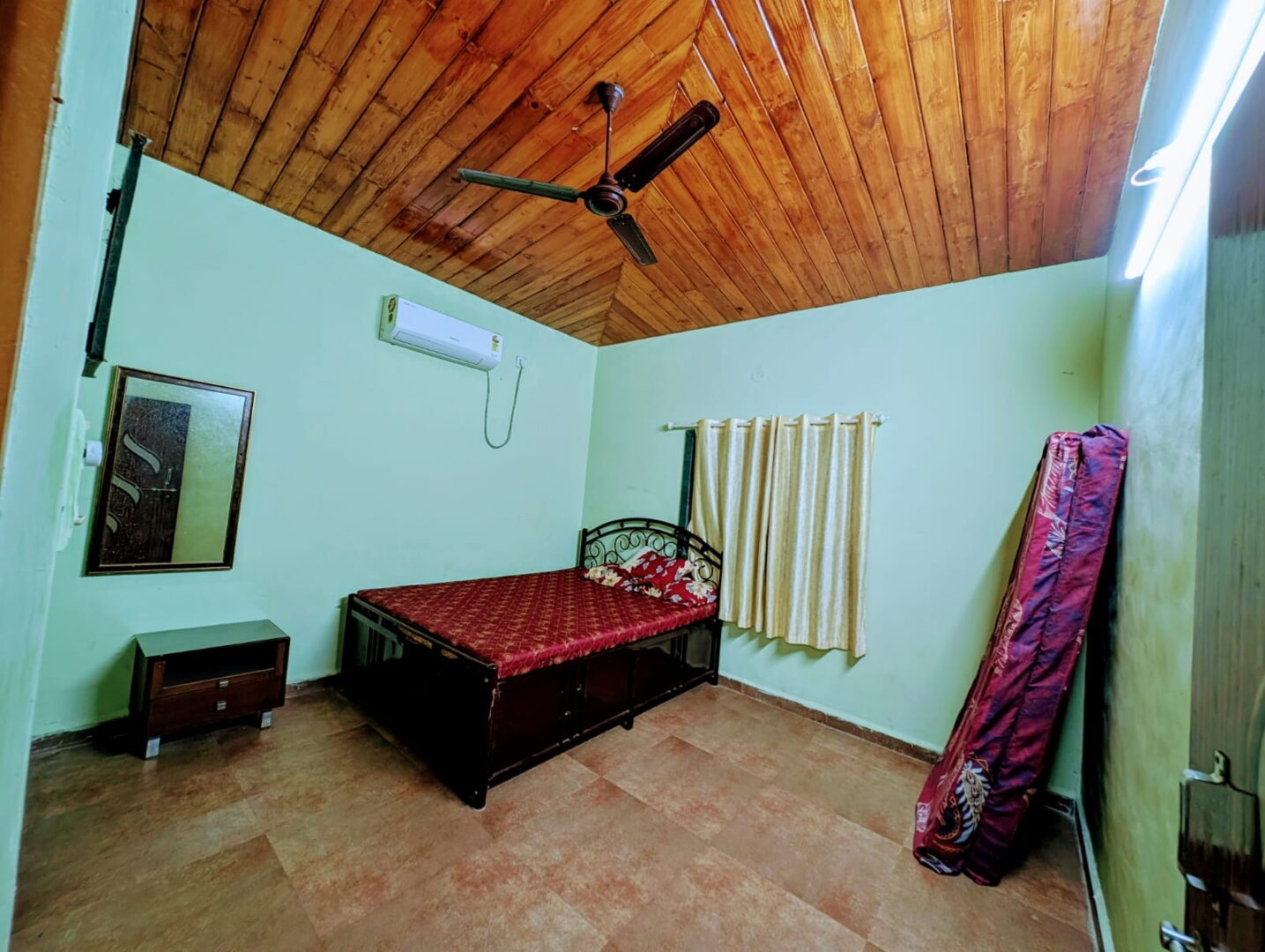 3 Beds and 3 Baths For Rent in Karjat.