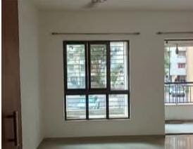 1 Bed and 1 Bath For Rent in Mumbai.