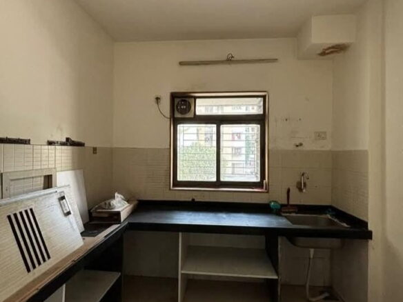 1 Bed and 1 Bath For Rent In Mumbai.
