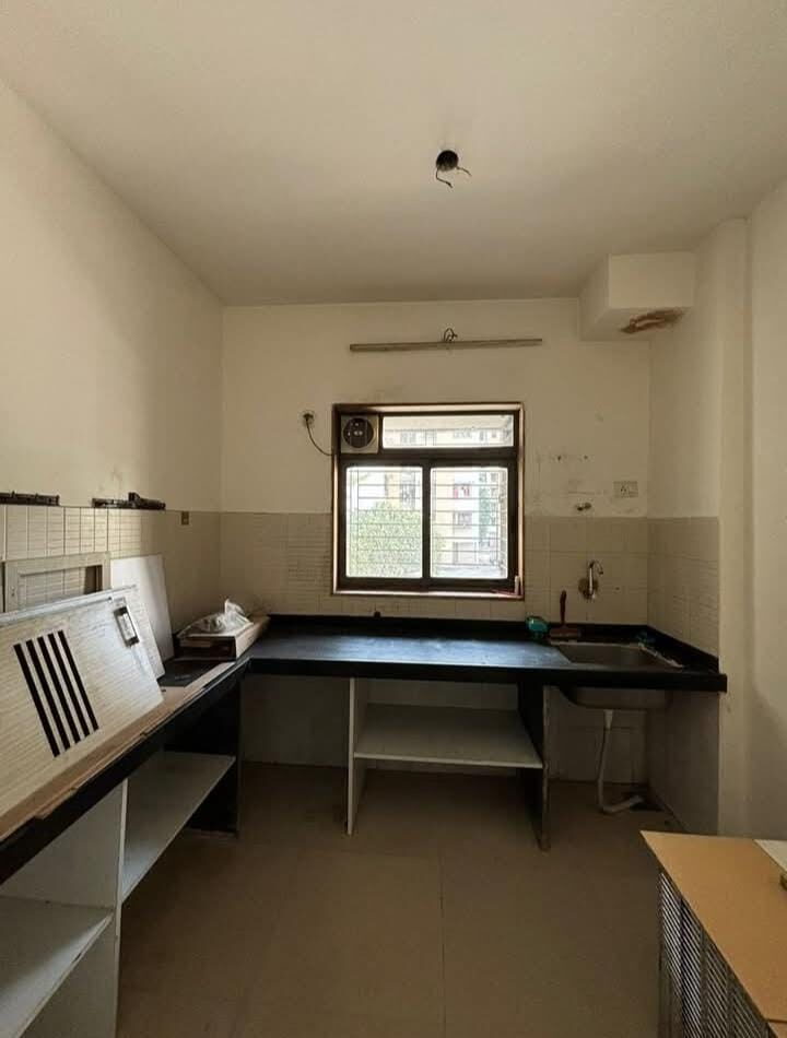 1 Bed and 1 Bath For Rent In Mumbai.