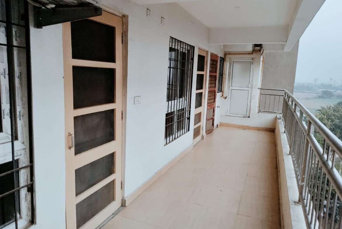 3 Beds and 3 Baths For Sale In Mohali.