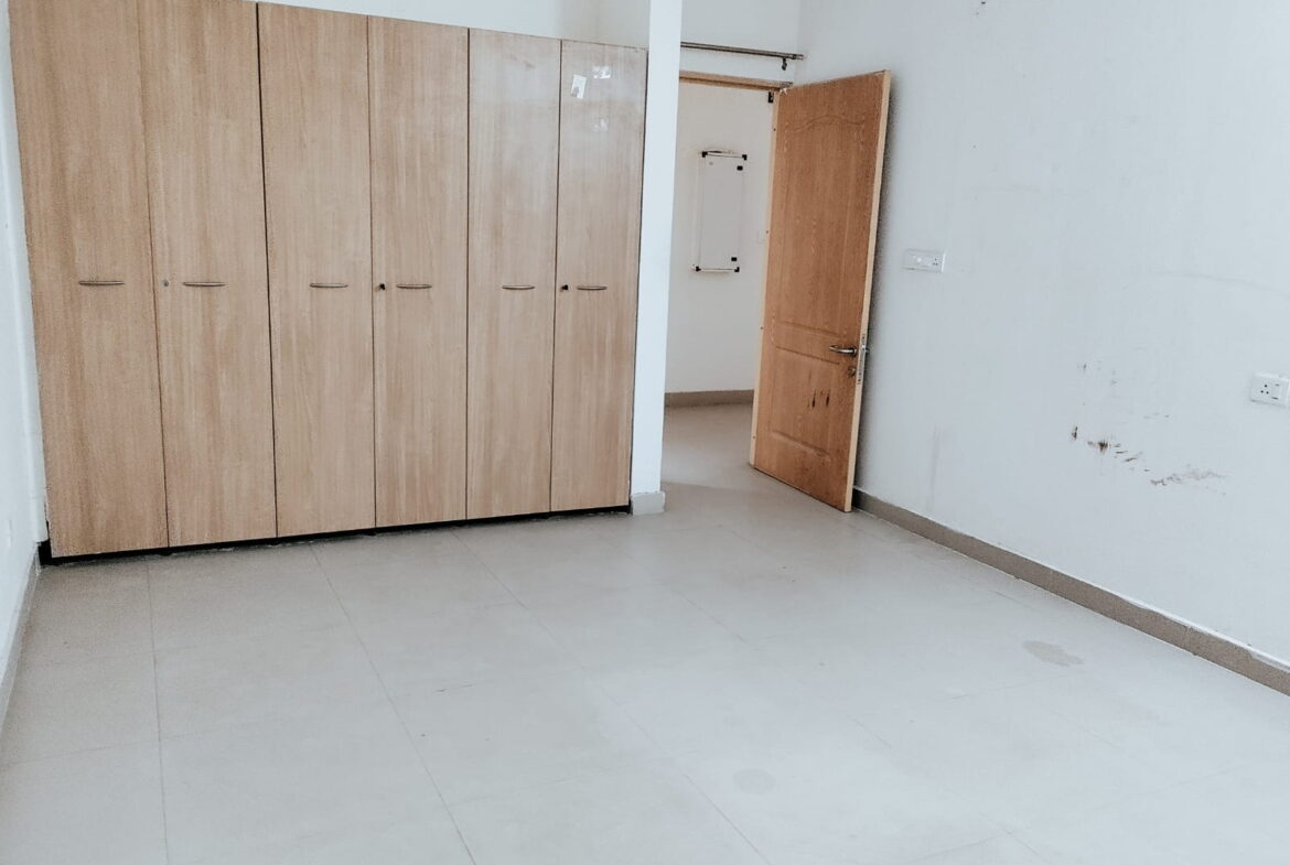 3 Beds and 3 Baths For Sale In Mohali.