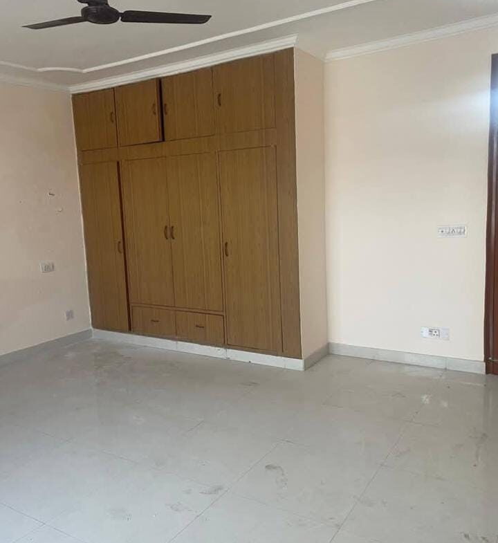 1 Room and Kitchen For Rent In Mohali.