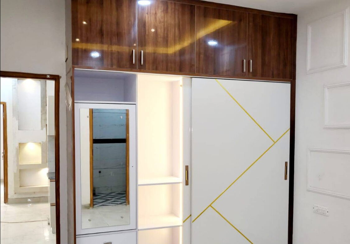 Independent flat for sale in Agra