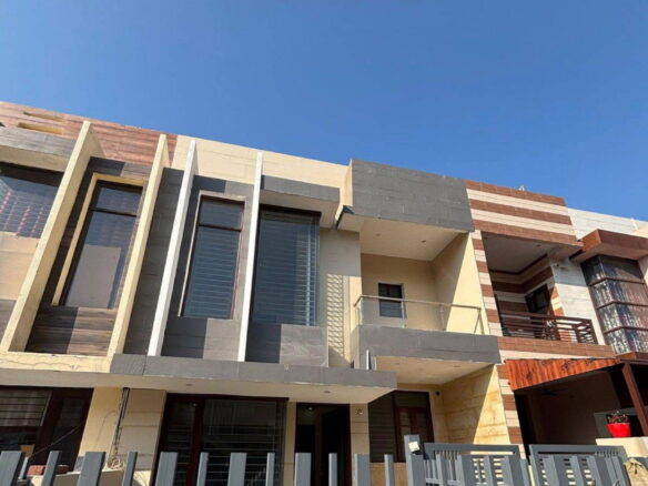 Independent house for sale in Agra