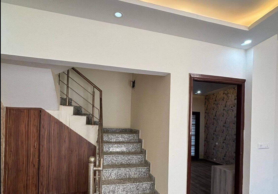 Independent house for sale in Agra