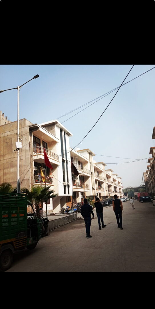 2Beds 2 Baths for sale in Agra