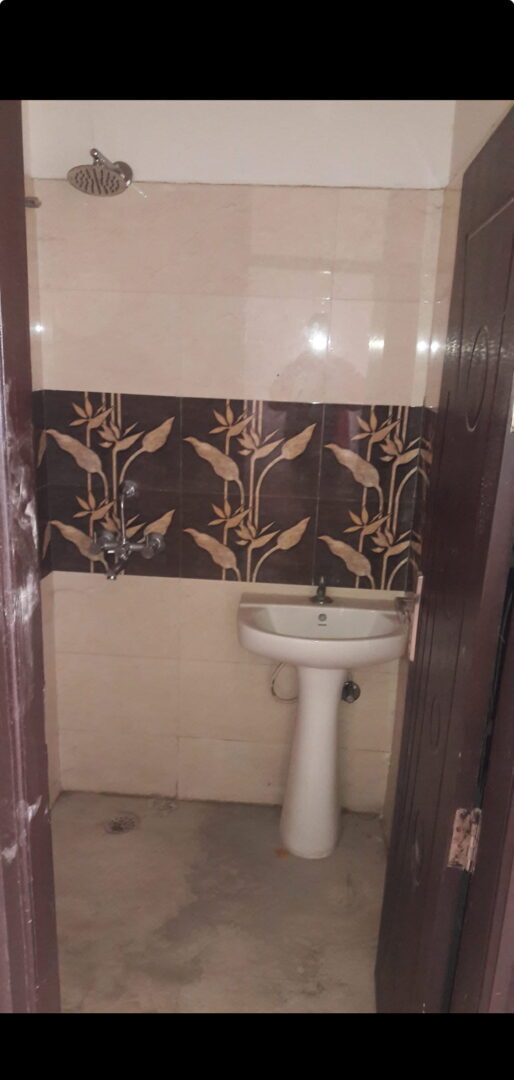 IMG_3032 2 Beds 2 Baths for sale in Agra