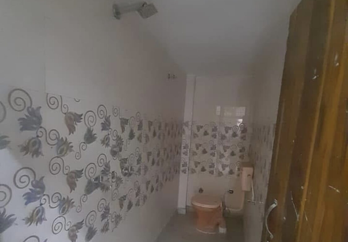 Independent house for sale in Agra