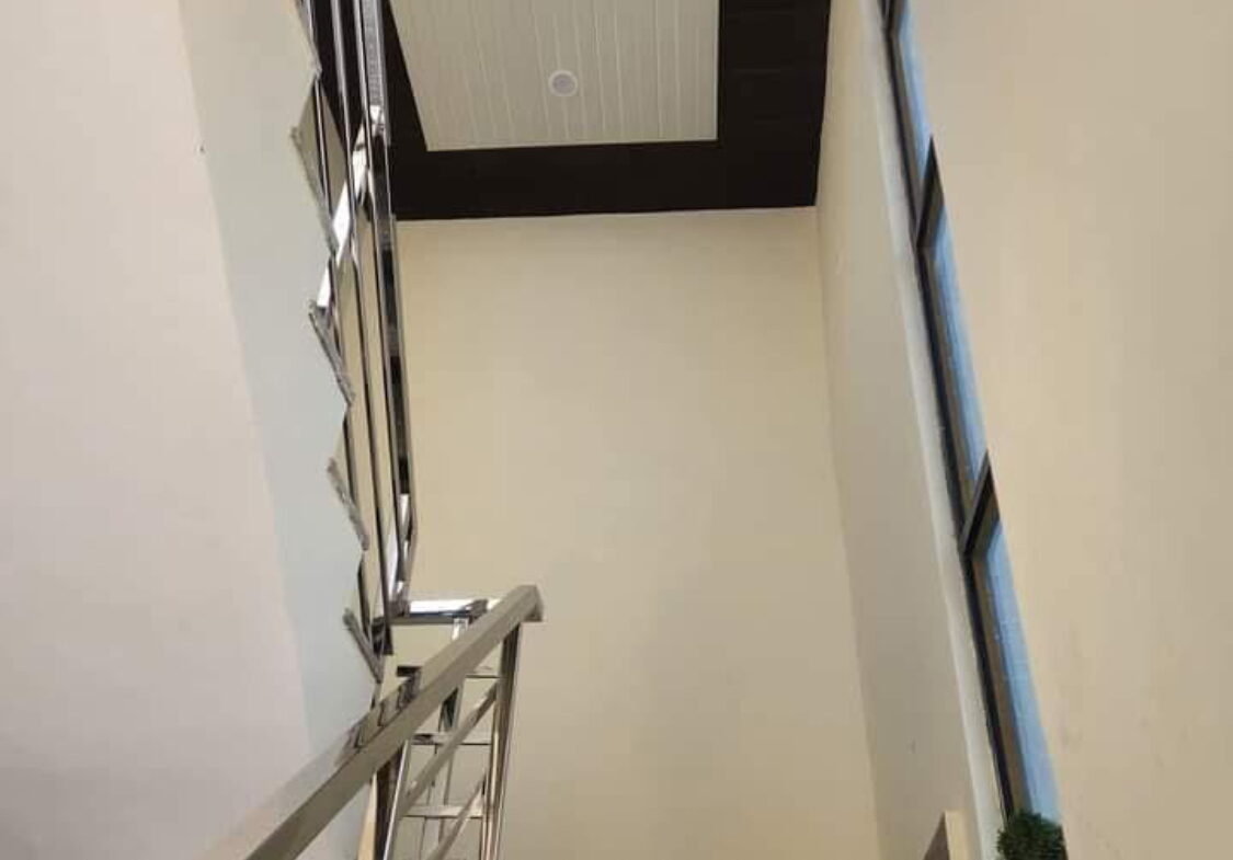 3 Beds 3 Baths flat for sale in Agra
