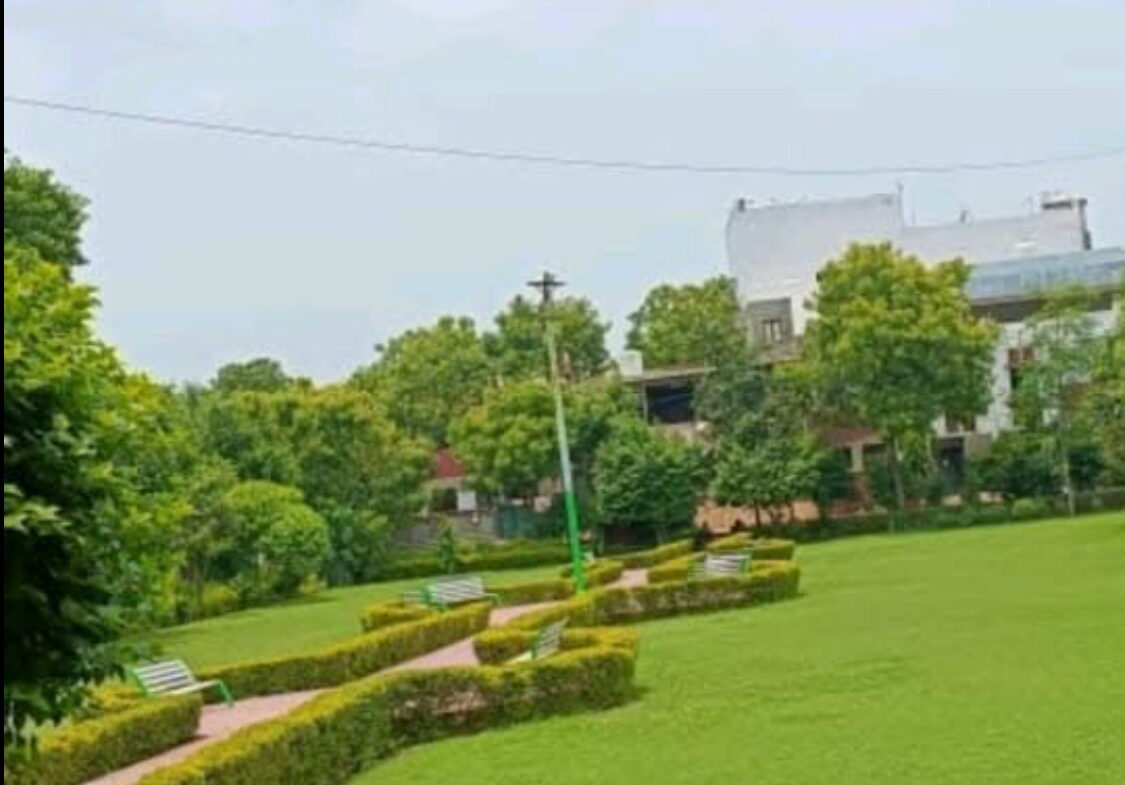 Independent house for sale in Agra
