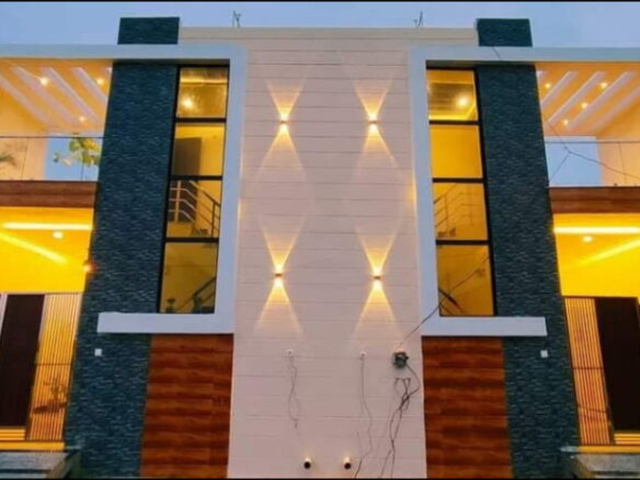 Independent villa for sale in Agra