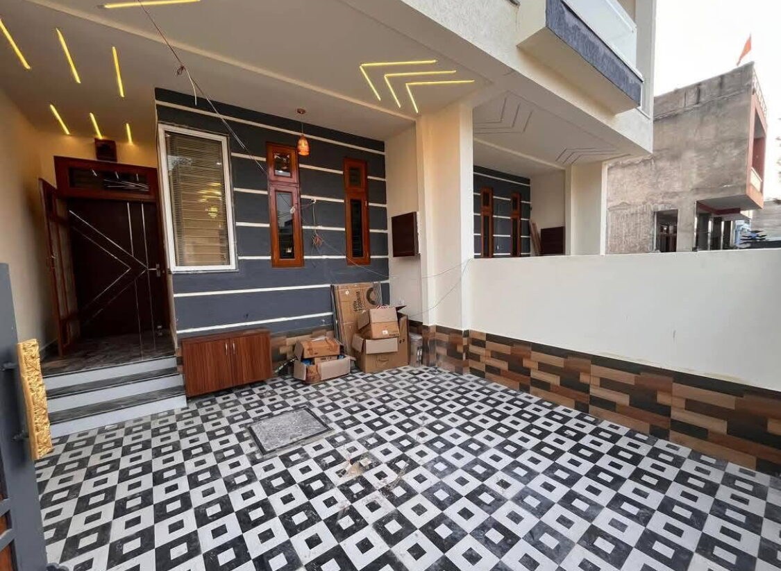Independent house for sale in Agra