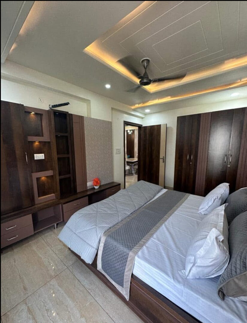 Independent flat for sale in Agra