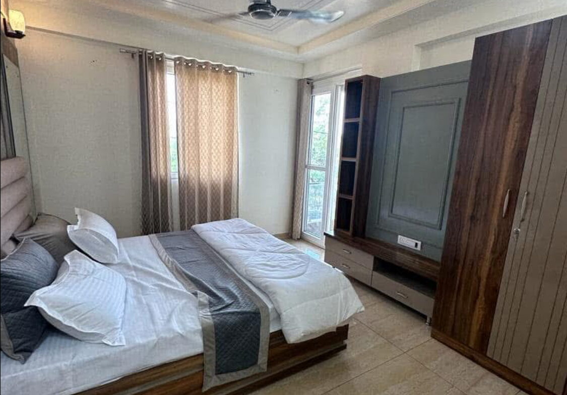 Independent flat for sale in Agra
