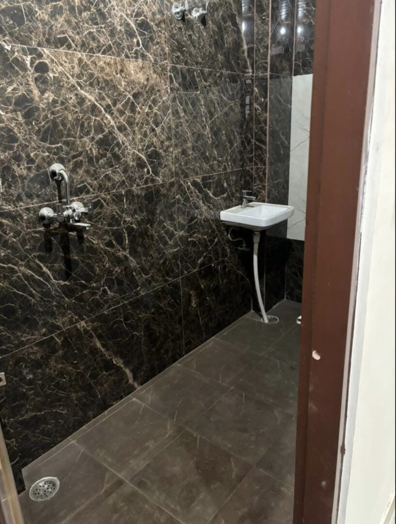 2 Beds 2 Baths flat for sale in Agra