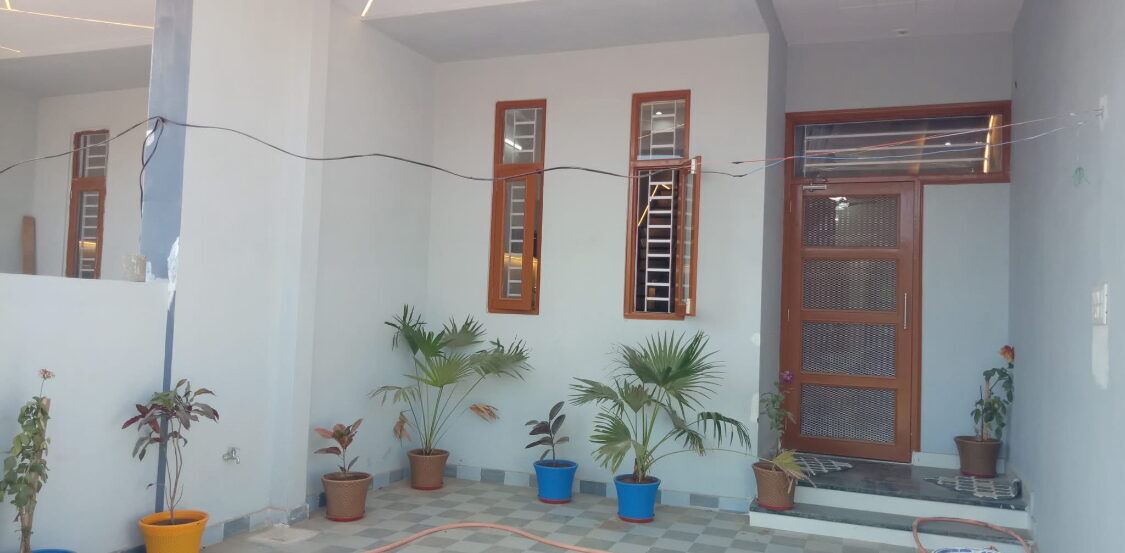 Independent house for sale in Agra
