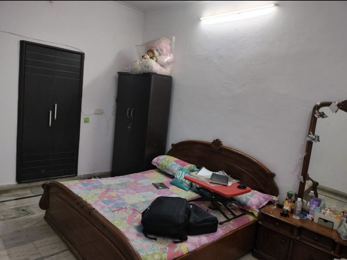 Independent villa for sale in Agra