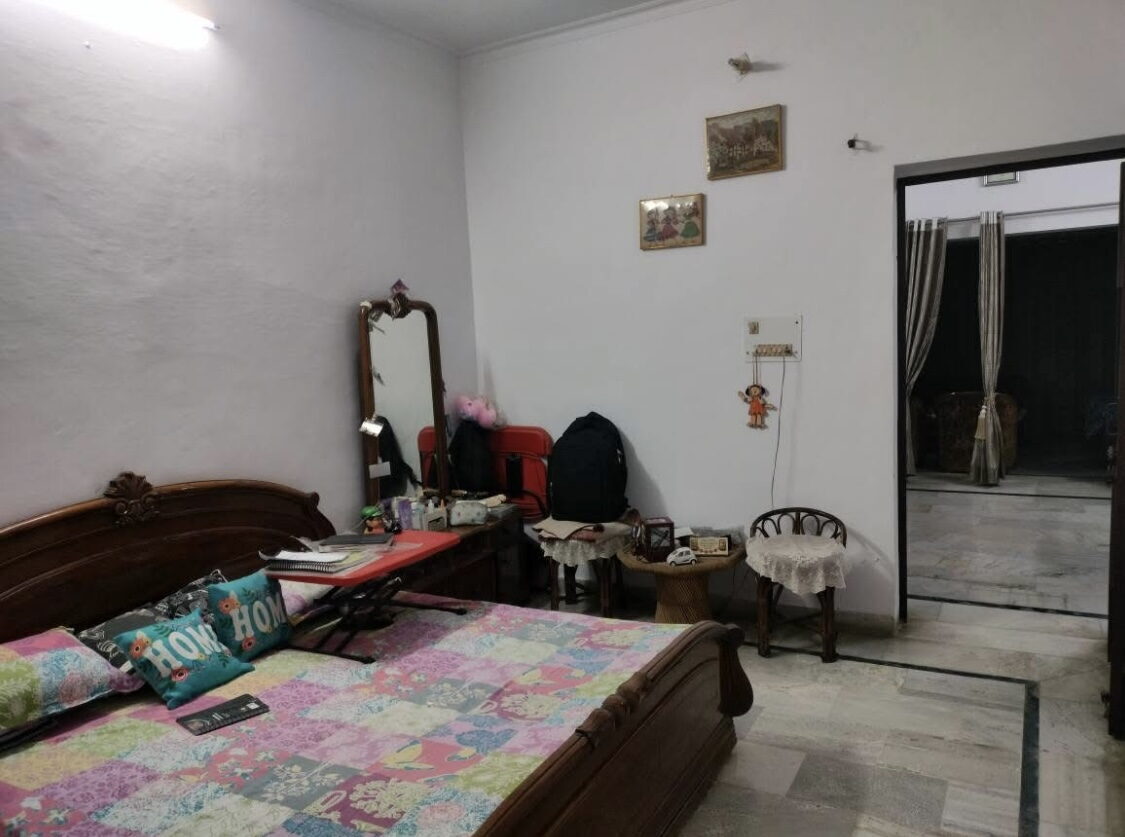 Independent villa for sale in Agra
