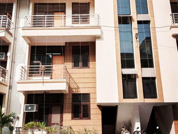 Independent house for sale in Agra
