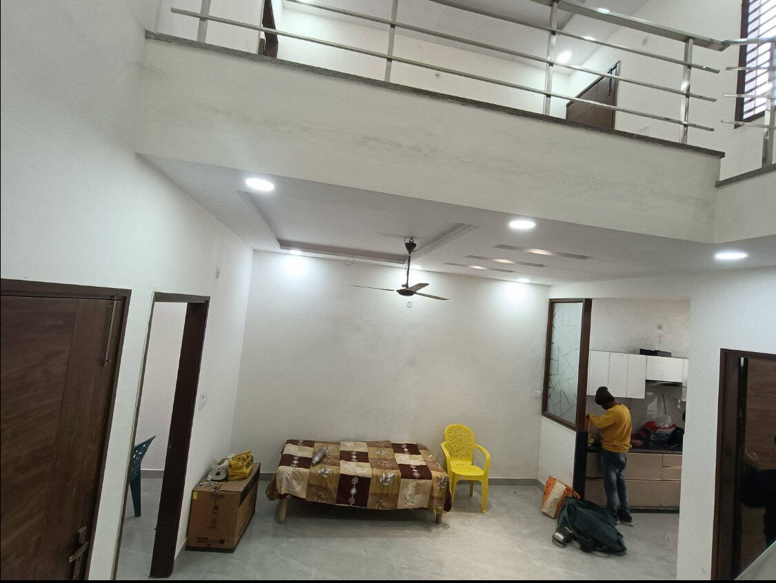 3 Beds 3 Baths house for sale in Agra