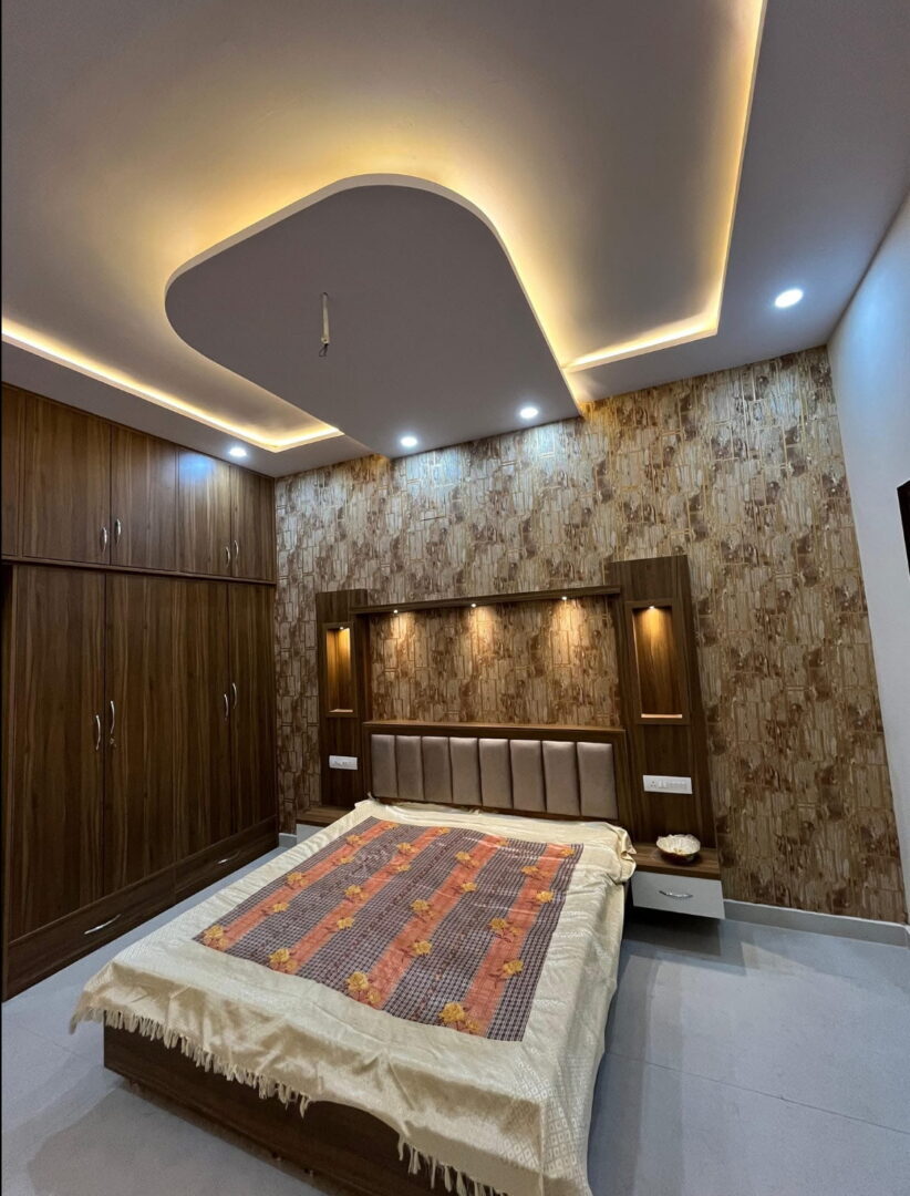 Independent villa for sale in Agra