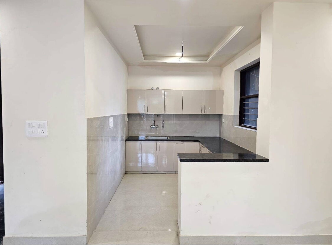 Independent flat for sale in Agra