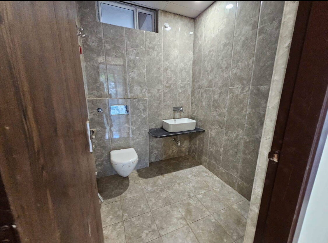 Independent flat for sale in Agra