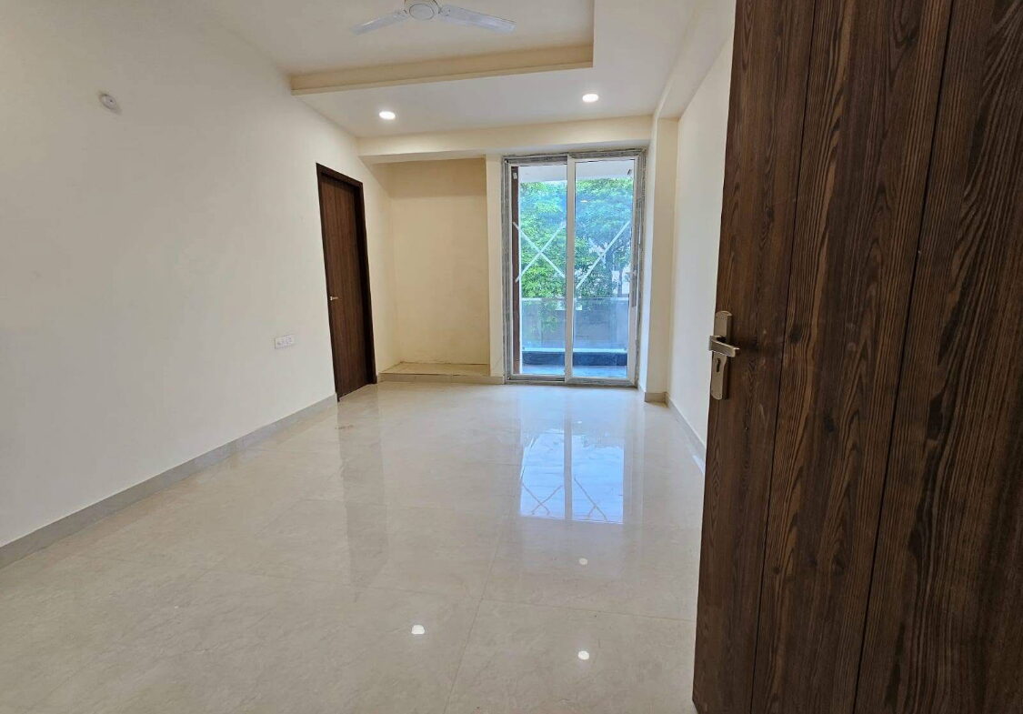 Independent flat for sale in Agra