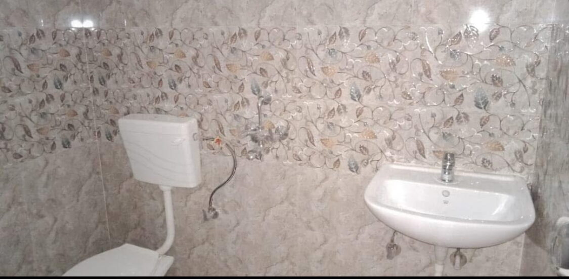 Independent flat for sale in Varanasi