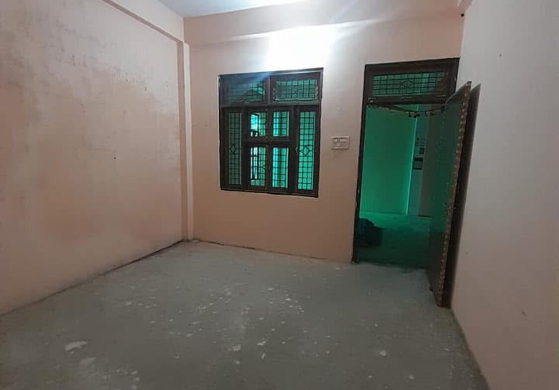 Independent flat for sale in Varanasi
