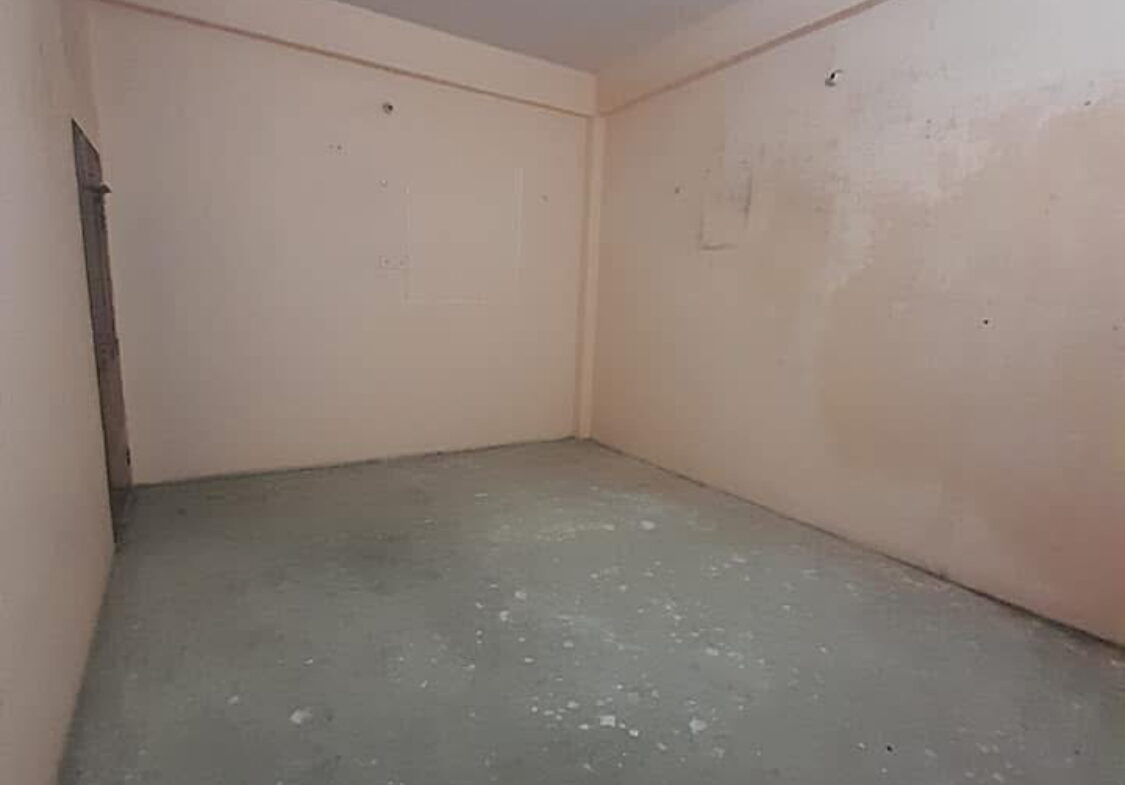Independent flat for sale in Varanasi