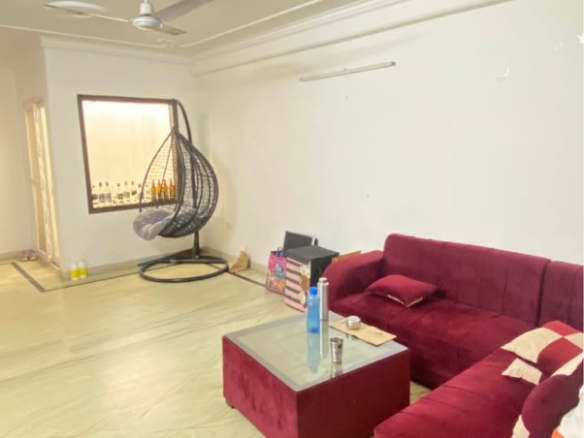 4 Beds and 4 Baths Flat for Rent in New Delhi