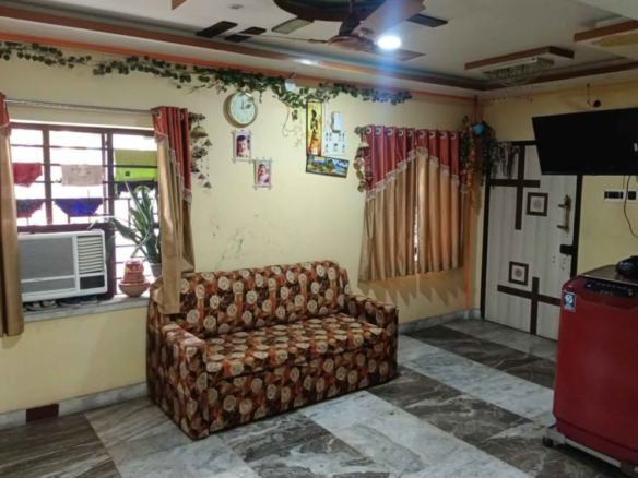2 Beds and 2 Baths Flat for Sale in Kolkata