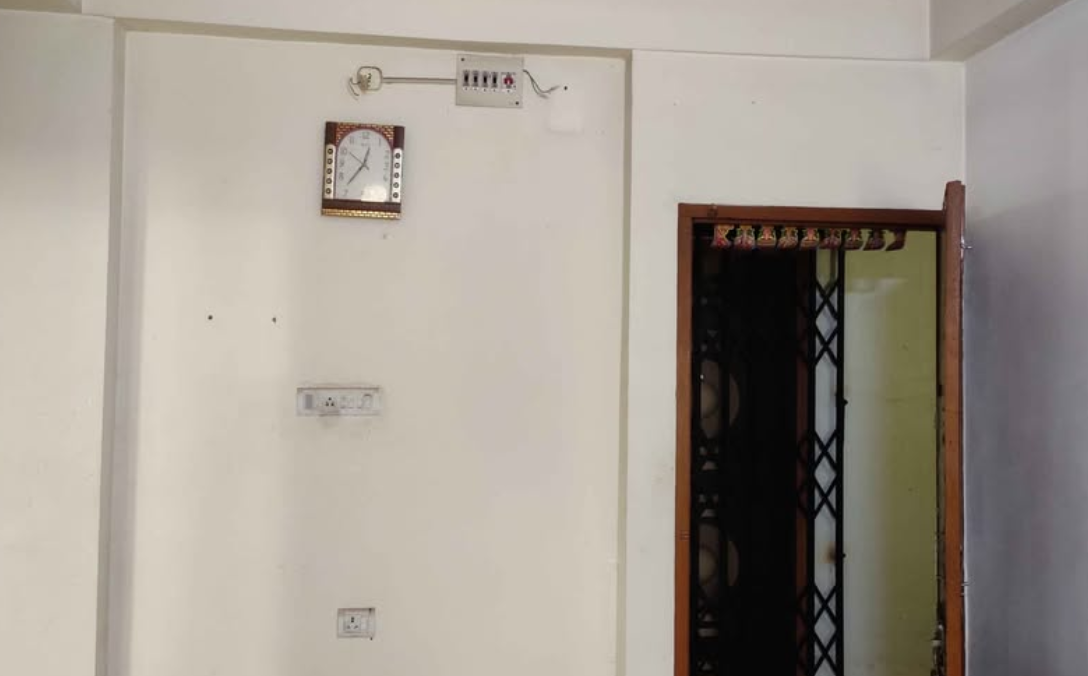 1 Bed and 1 Bath Flat for Sale in Kolkata