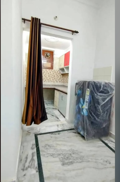 1 Bed and 1 Bath Flat for Rent in New Delhi