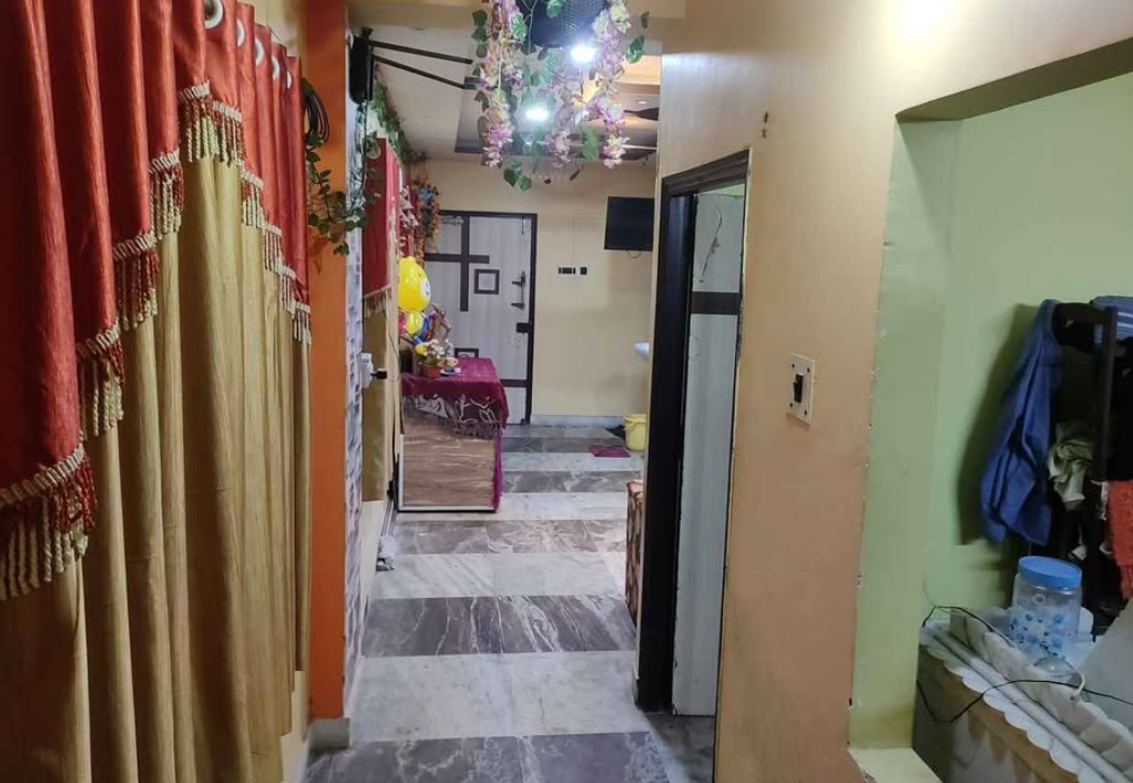 2 Beds and 2 Baths Flat for Sale in Kolkata