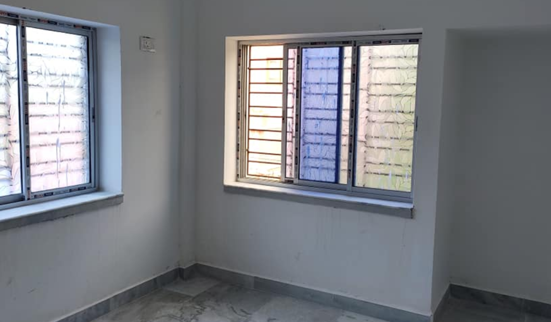 2 Beds and 2 Baths Flat for Sale in Kolkata