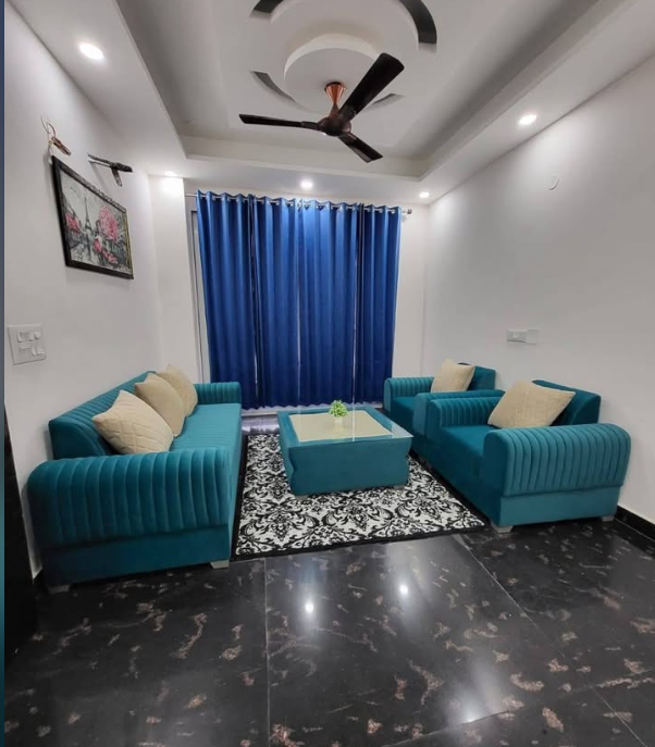 2 Beds and 2 Baths Flat for Rent in New Delhi