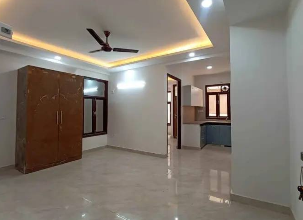 2 Beds and 2 Baths Flat for Rent in New Delhi