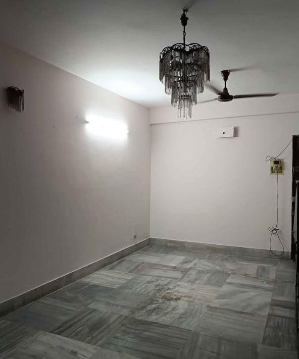 2 Beds and 2 Baths Flat for Sale in Kolkata