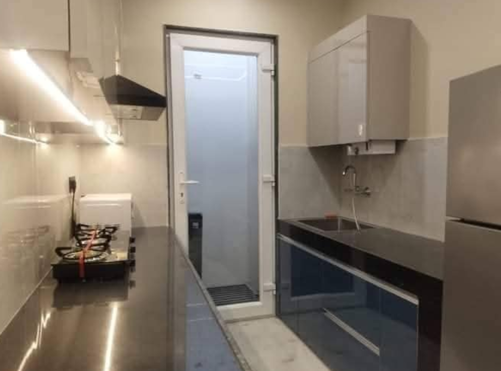 1 Bed and 1 Bath Flat for Rent in New Delhi