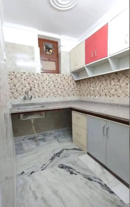 1 Bed and 1 Bath Flat for Rent in New Delhi