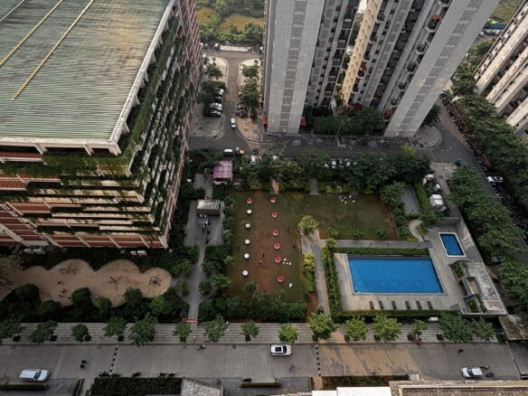3 Beds and 3 Bath for sale in Mumbai